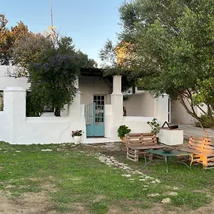 https://la-casa-de-los-geranios.es-andalucia.com